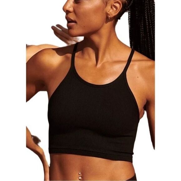 ✨ FP Movement Happiness Runs Crop Tank Black XS/S - Picture 1 of 9